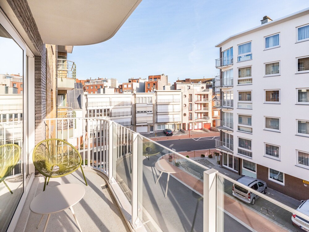Apartment Near Dunes and Beach in Zeedijk