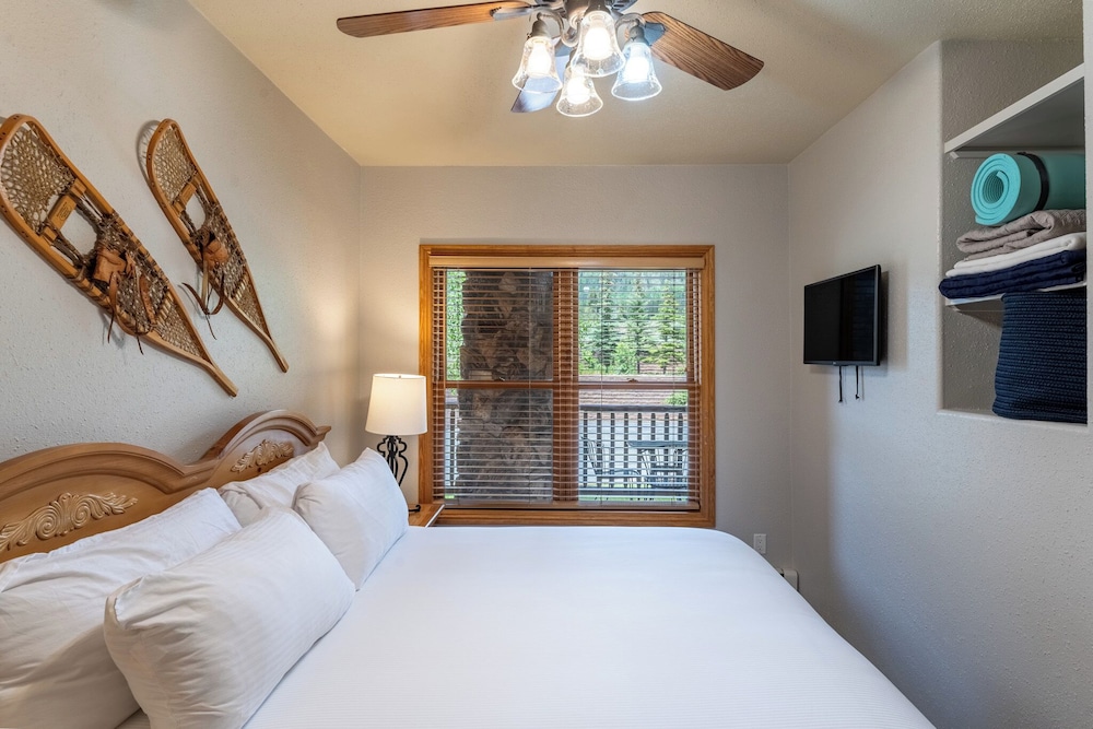 Hidden River Lodge #5942