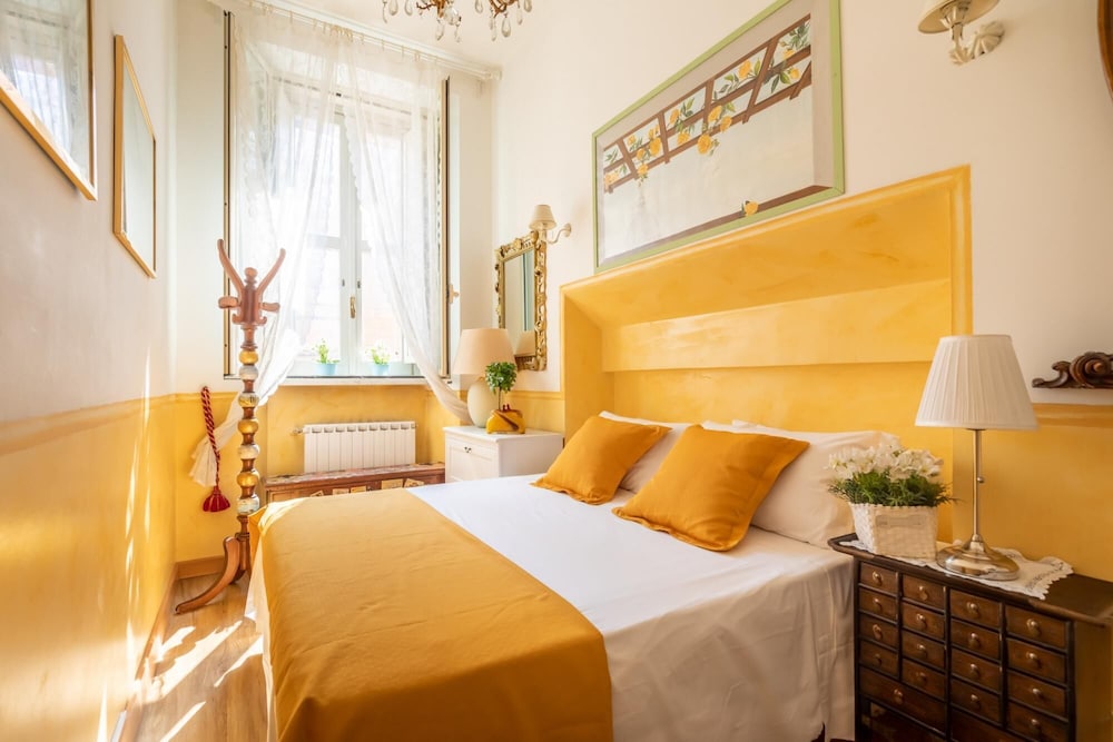 Cozy Chic Suite Near Campo de Fiori