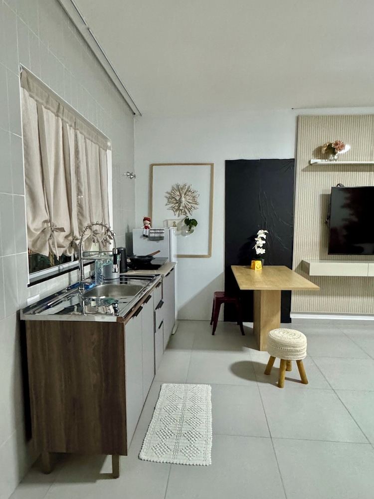 Prado Guest House