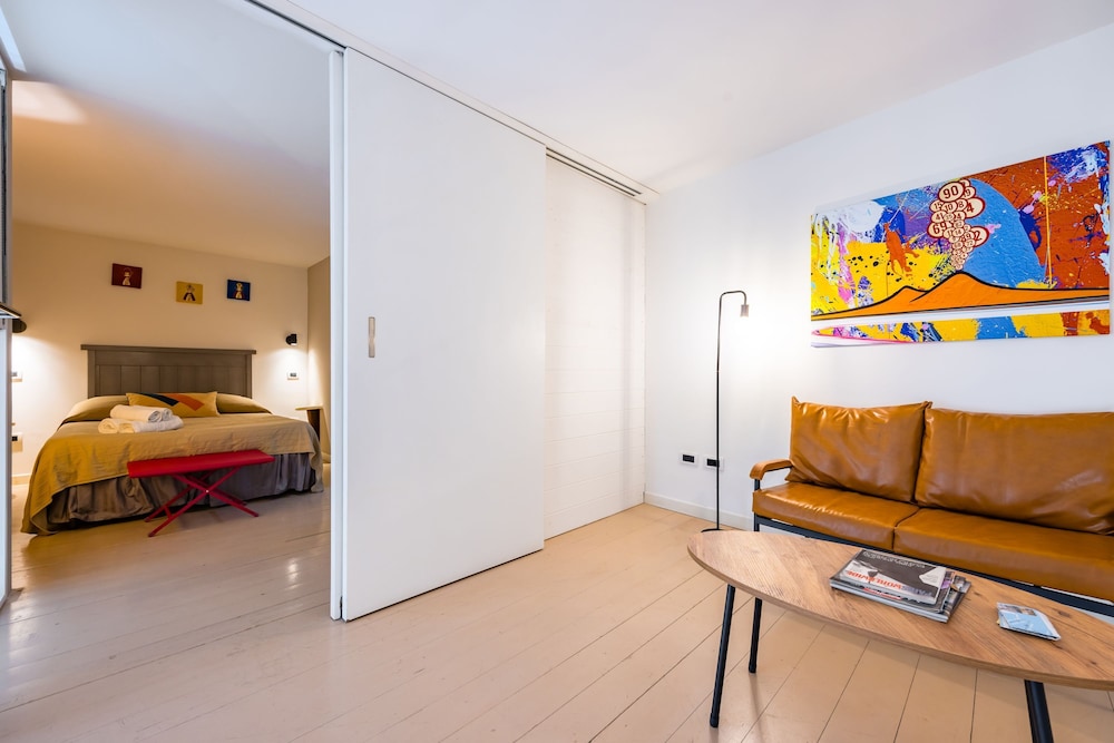 Highline Duomo Terrace by Napoliapartments