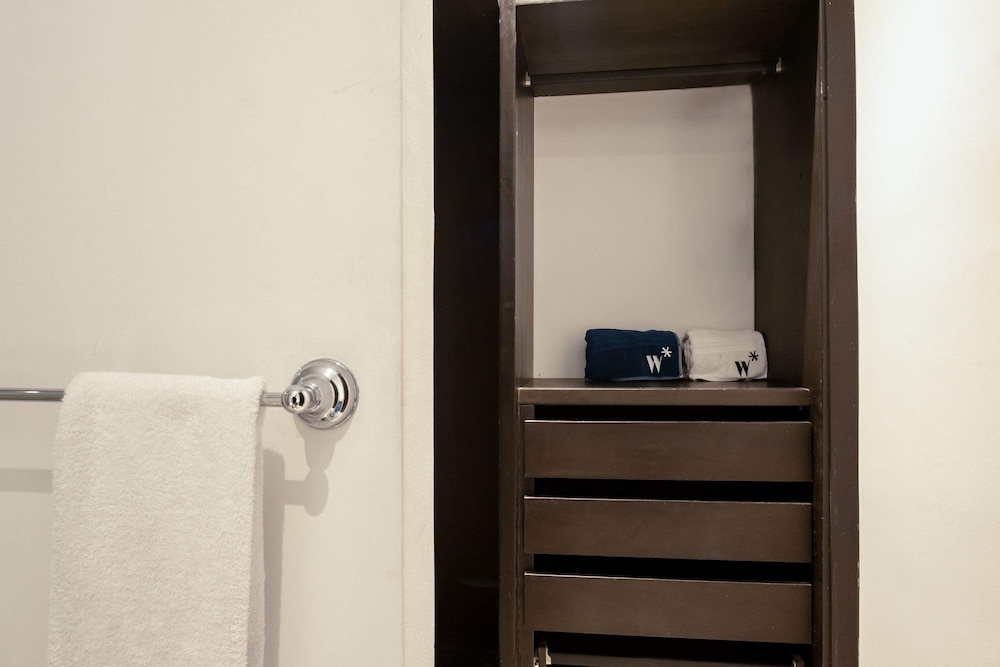 w Prestigious 2BR w Fantastic View in CTG