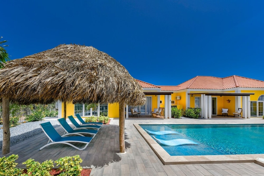 Picaron Villas in Santa Cruz