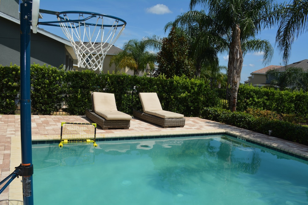 Encore Resort at Reunion 261 - Image 2