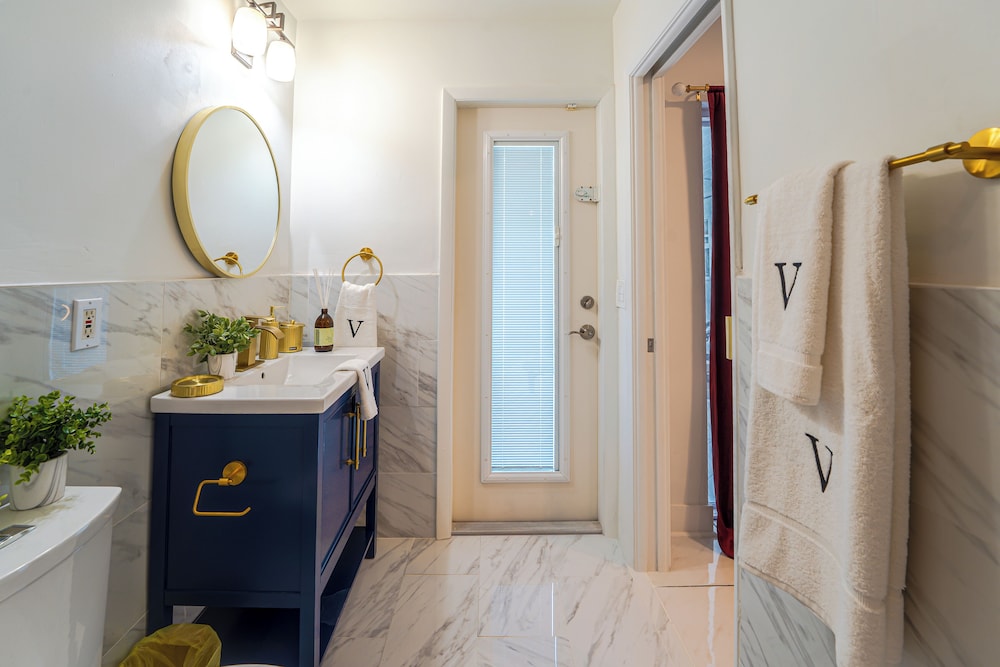Villa Velvet