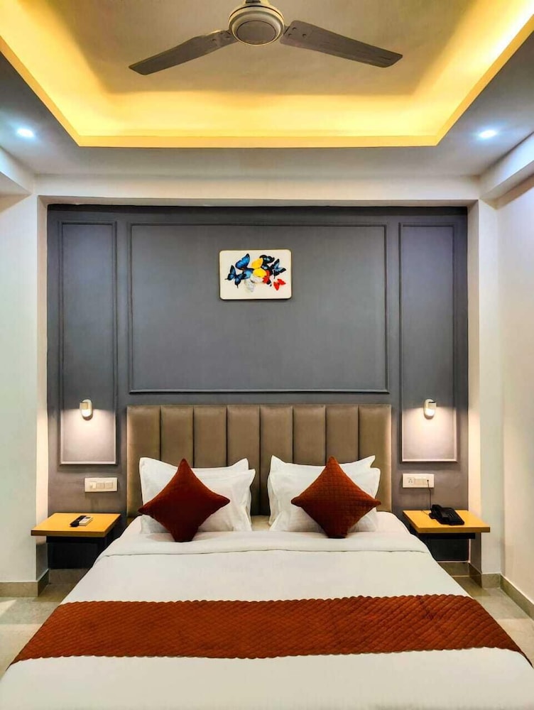 Hotel Mavens House