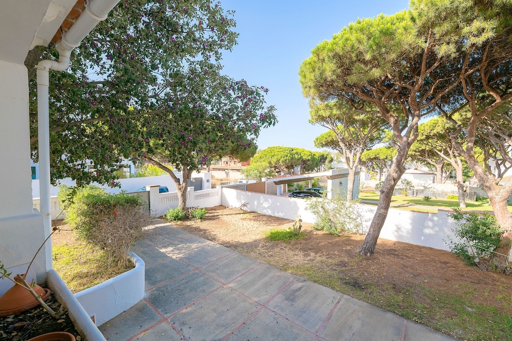 Villa Pinares in Chiclana de la Frontera