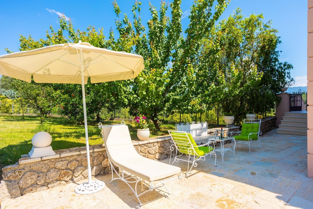 Villa Denise in Corfu view 4