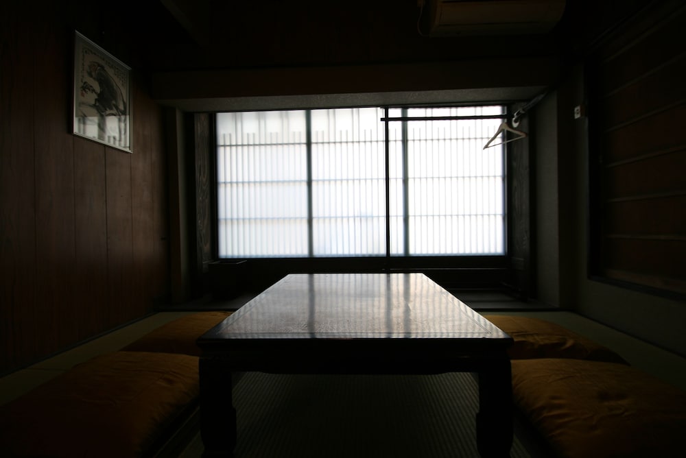 HARUYA Umekoji - Hostel