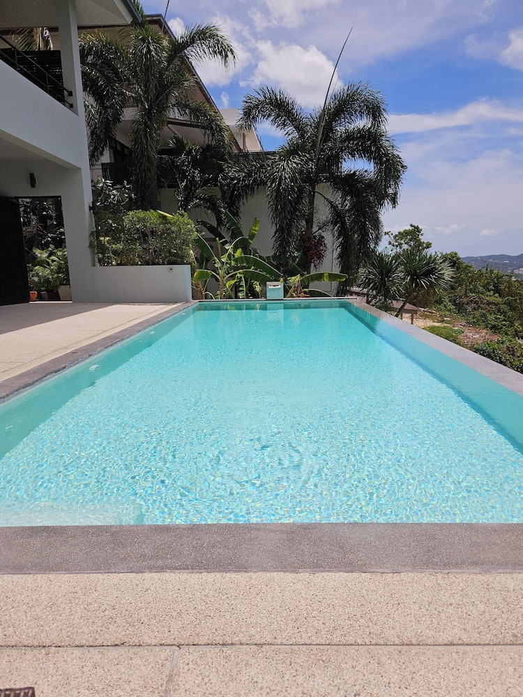 Serene Bay View Villa in Ko Samui - Your Tropical Paradise