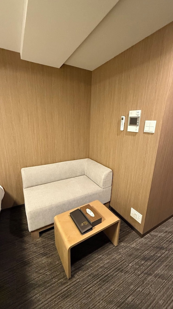 Apartment Hotel 11 Namba Minami IV