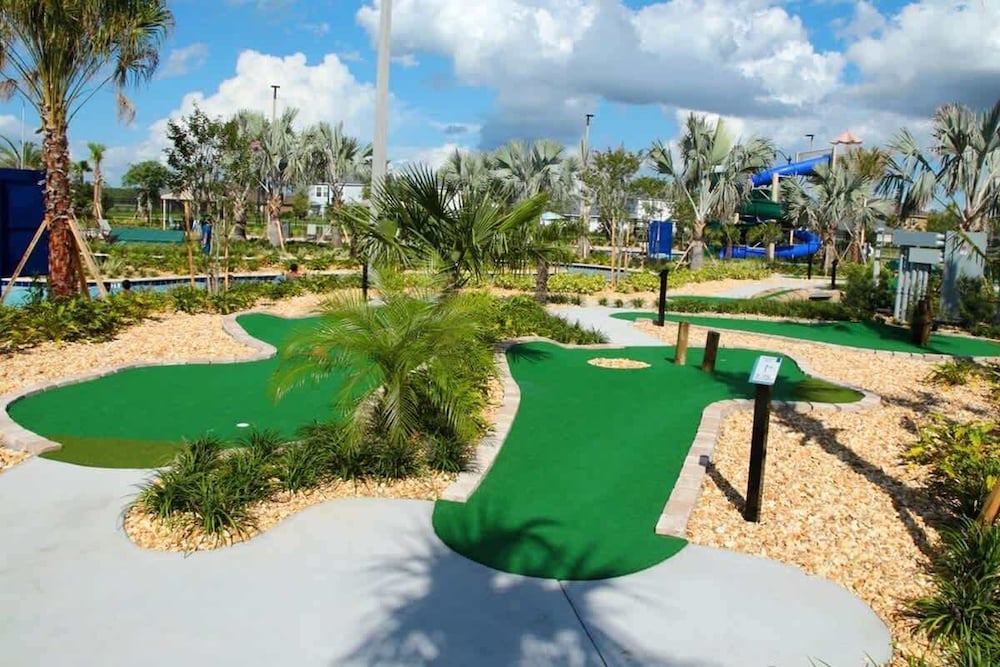 Lake View Resort Condo w Lazy River Near Disney