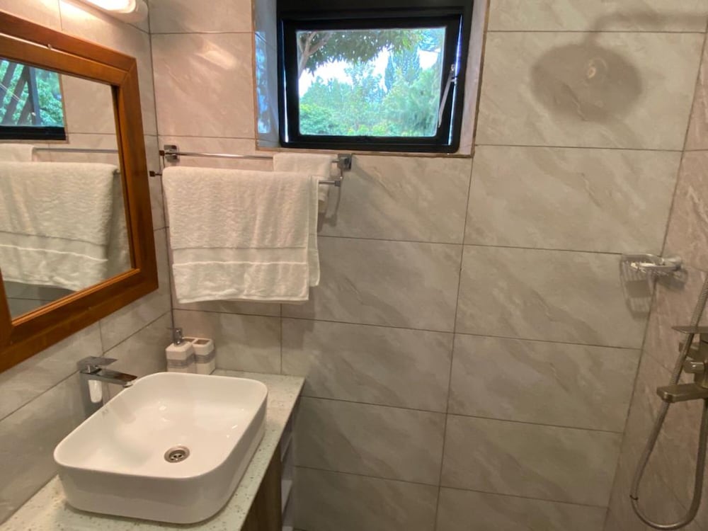 Maravilla Kivu Eco Resort