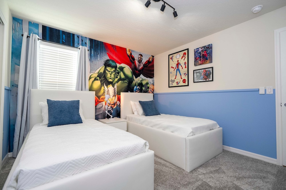 Luxury 7Bd Close to Disney With Pool and Spa at Windsor Cay 16218