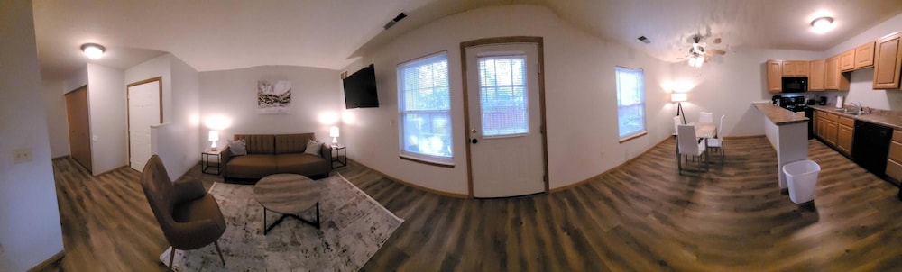 2 Bedroom Apartment Next To Rivian