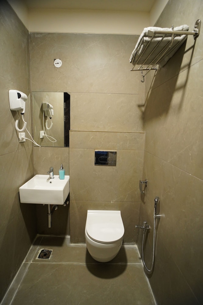 RAAHI HOMESTAY