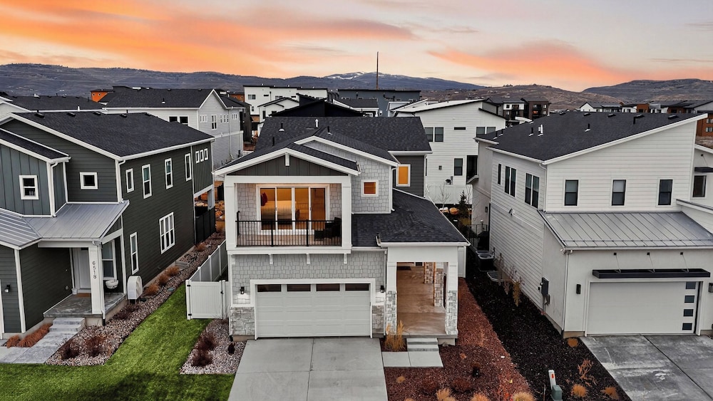 Spacious Park City Home w/ Hot Tub & Game Room Near Skiing & Trails Poppy Peak by Avantstay