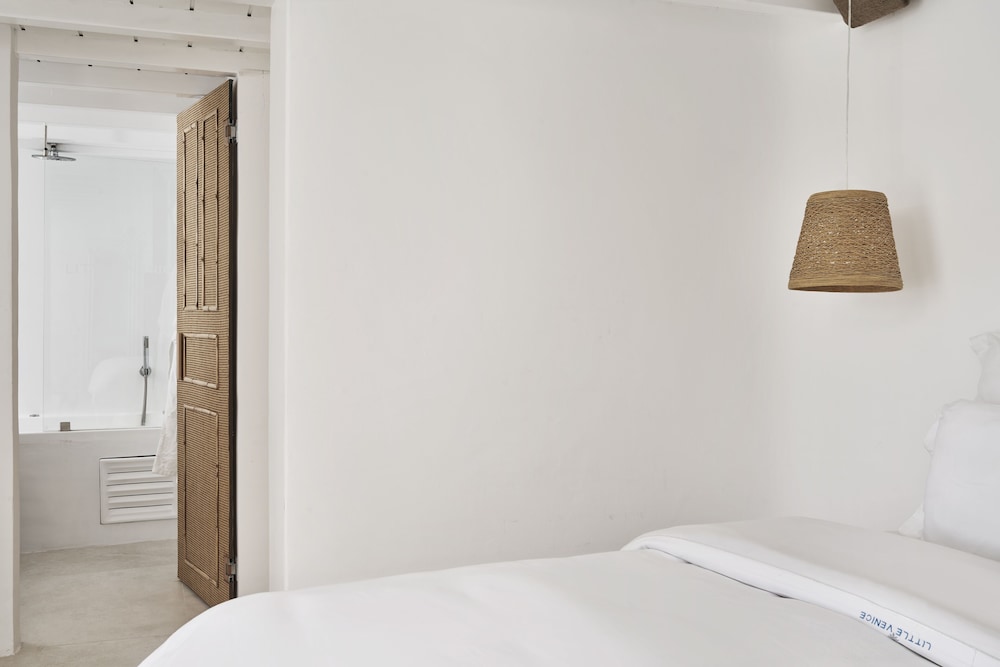 Little Venice Suites