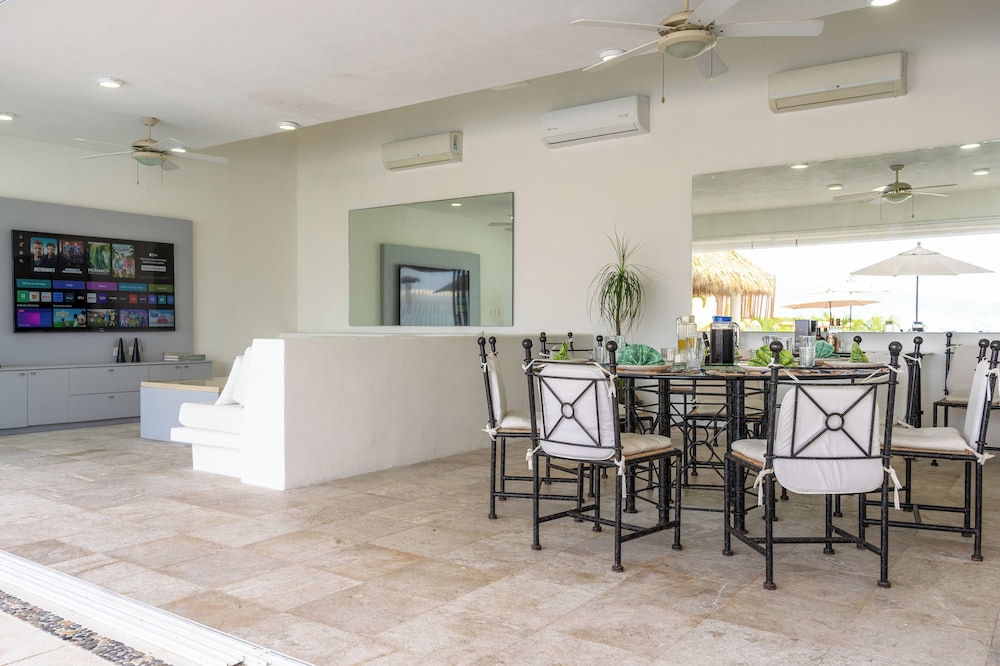 Villa Majum Ocean View Acapulco 5 BDR