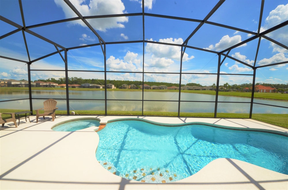 Crystal Cove 4718 - Image 2