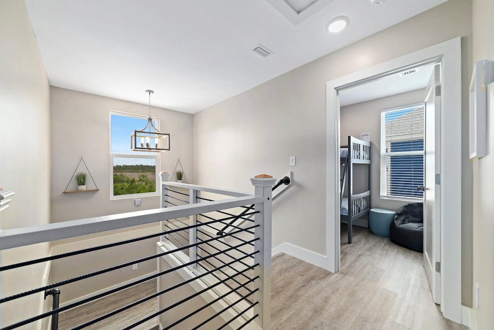 Pipedreams 333 8 Bedroom Home