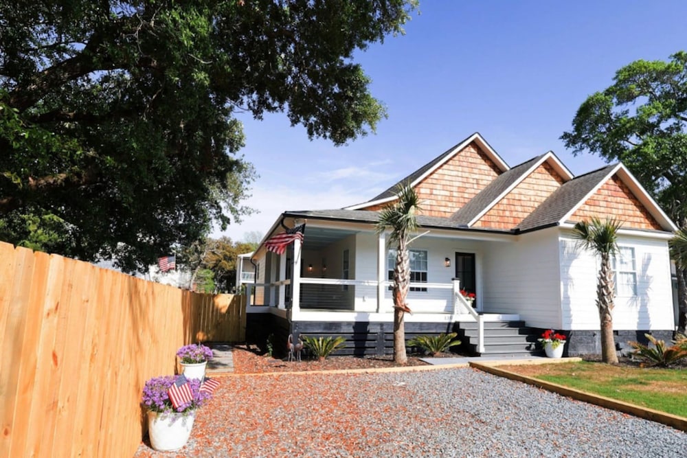 Silver Palms Cottage