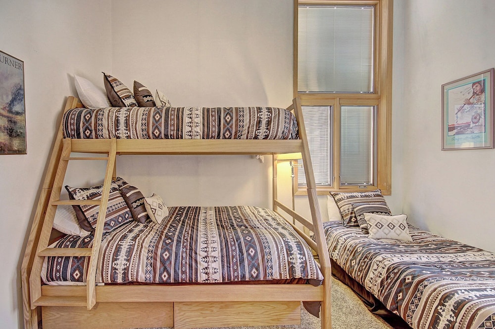 SkyRun - Copper Mountain Resort Vacation Condos