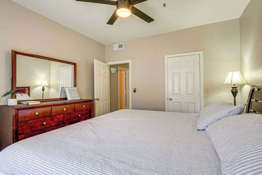 12 Mi to Old Town Scottsdale: Condo w/ Pool Access