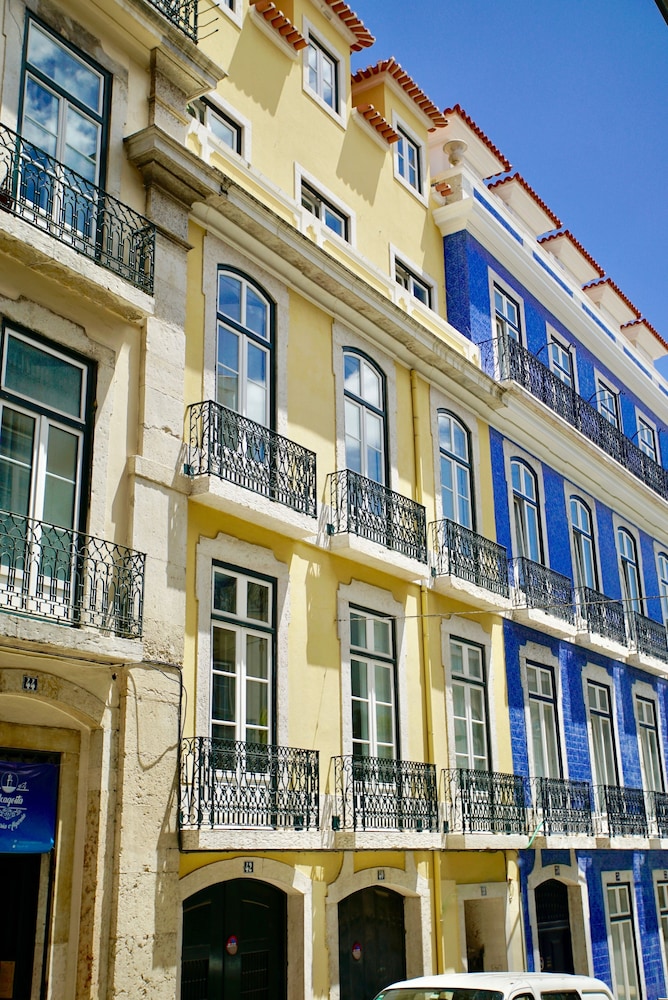 Chiado Apartments
