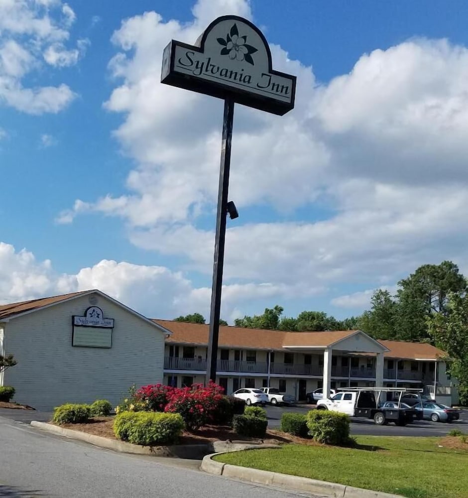 Sylvania Inn view 5