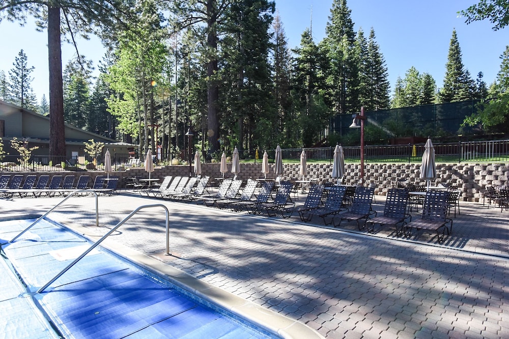 Lake Tahoe Vacations - 3159 Aspen Grove - Property Image 15