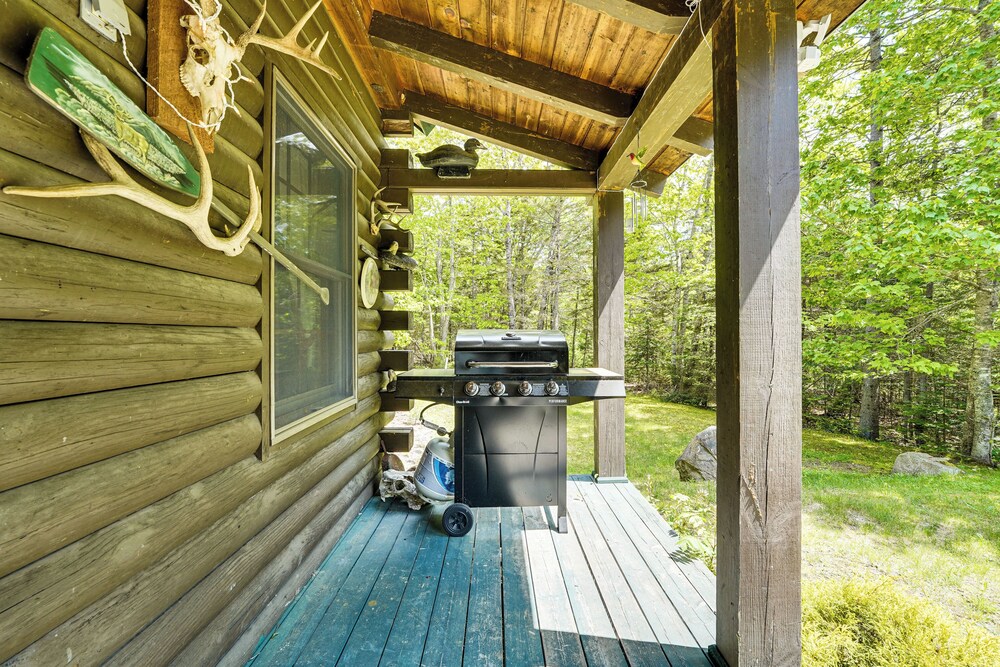 35 Mi to Acadia: Rustic Retreat in Orland!