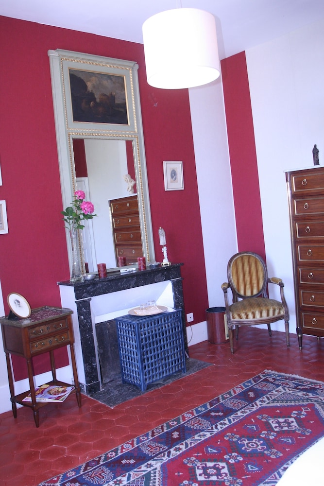 Manoir de Curty view 3