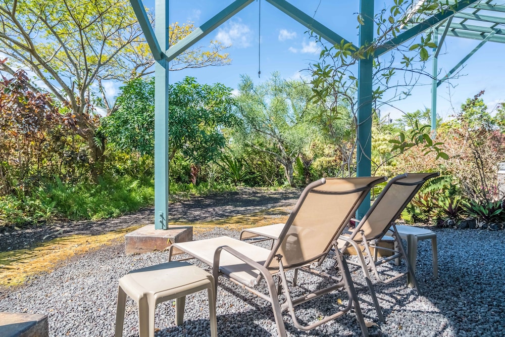 Hale Kukui Oia 2 Bedroom Home