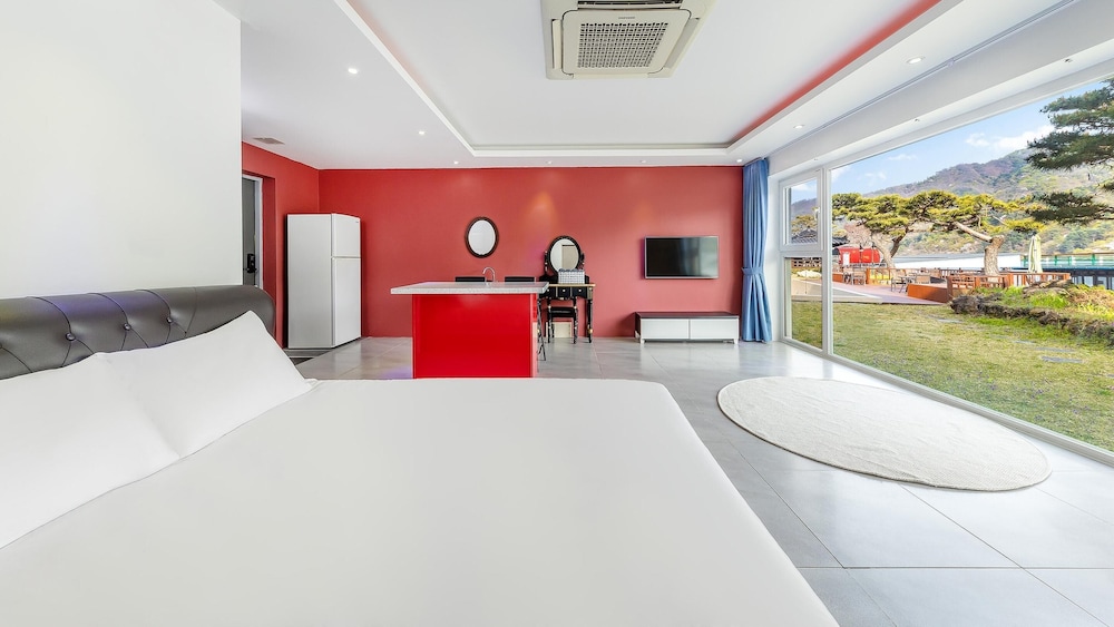 hotel room