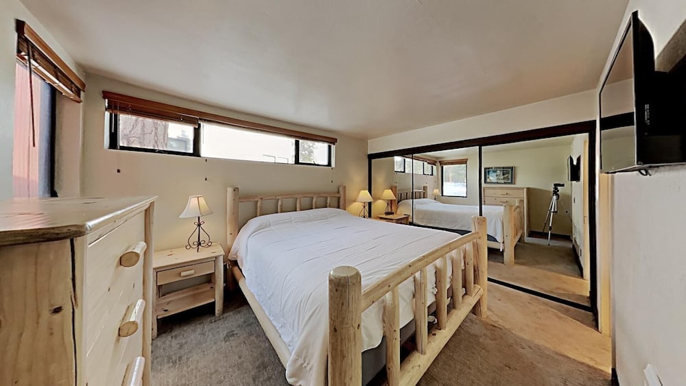 Mammoth Mountain - Vacation Condos