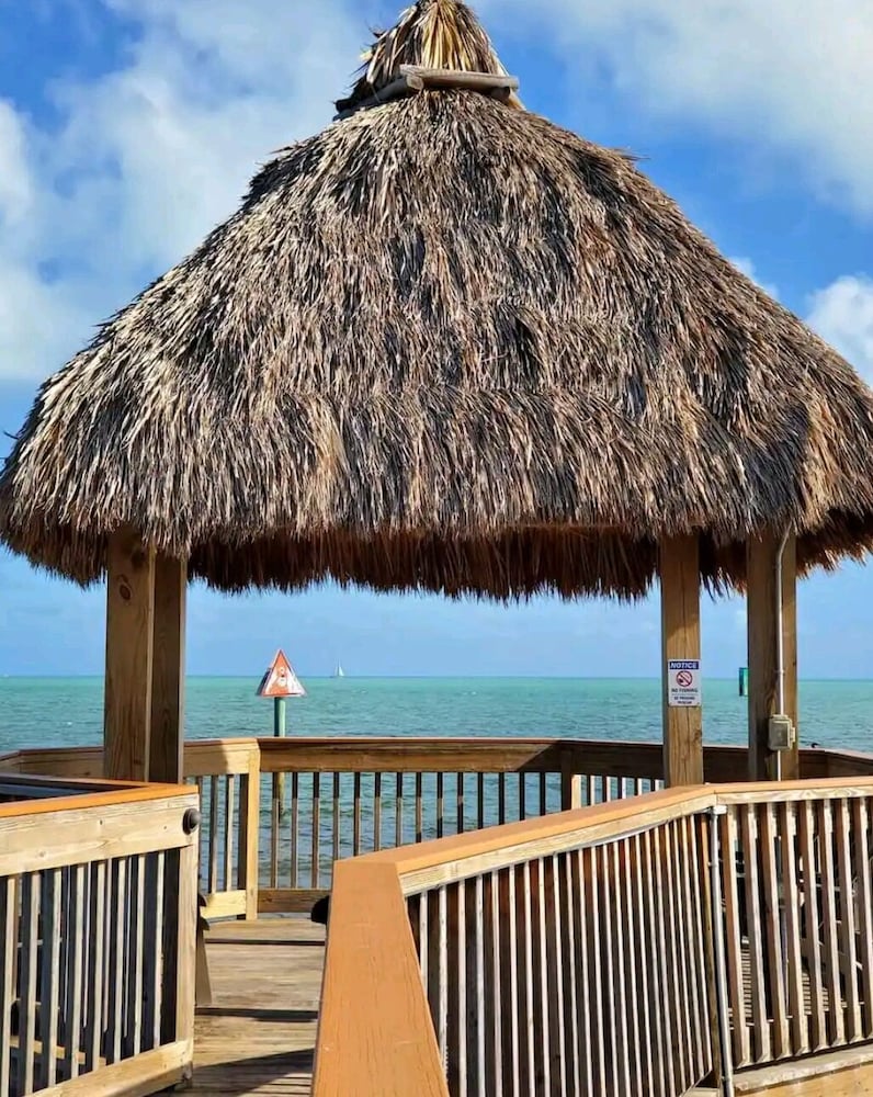 Condo in the Keys view 5