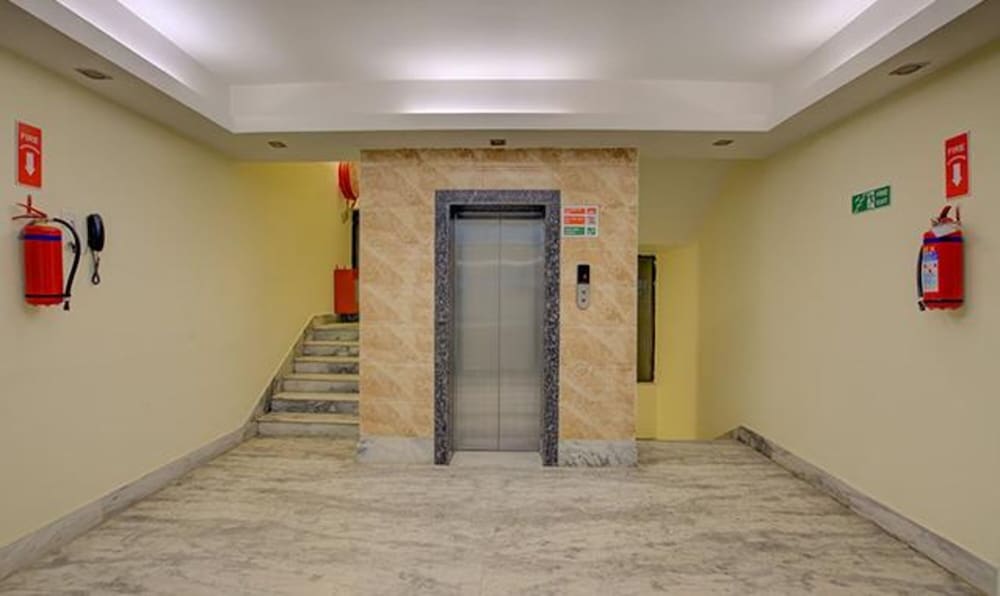 Photo 33
