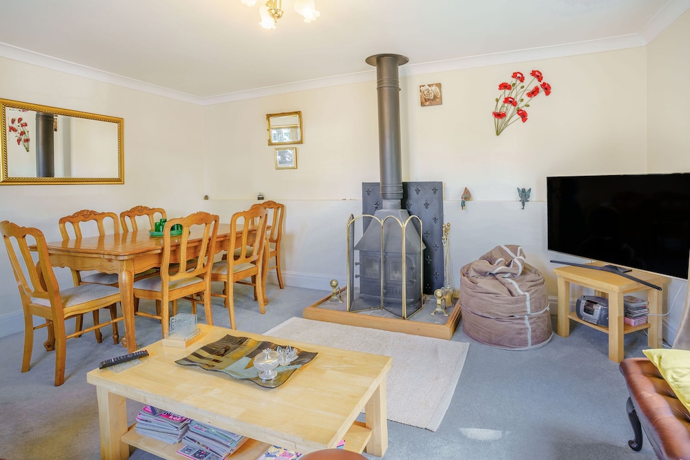 Ash Cottage