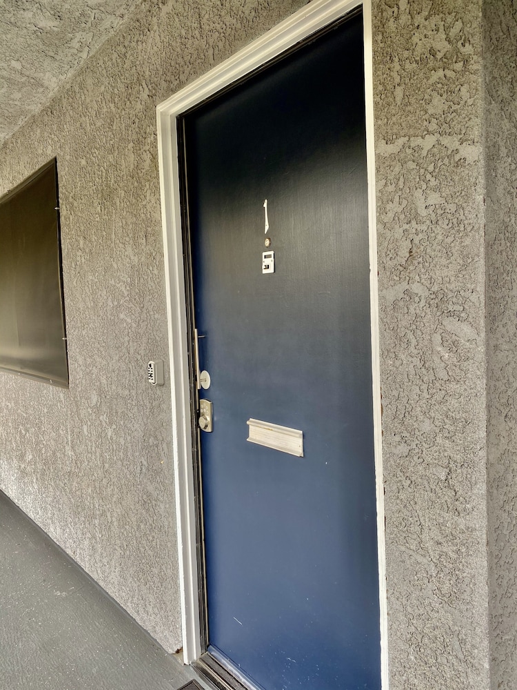 Glendale Apartment Rental by Owner