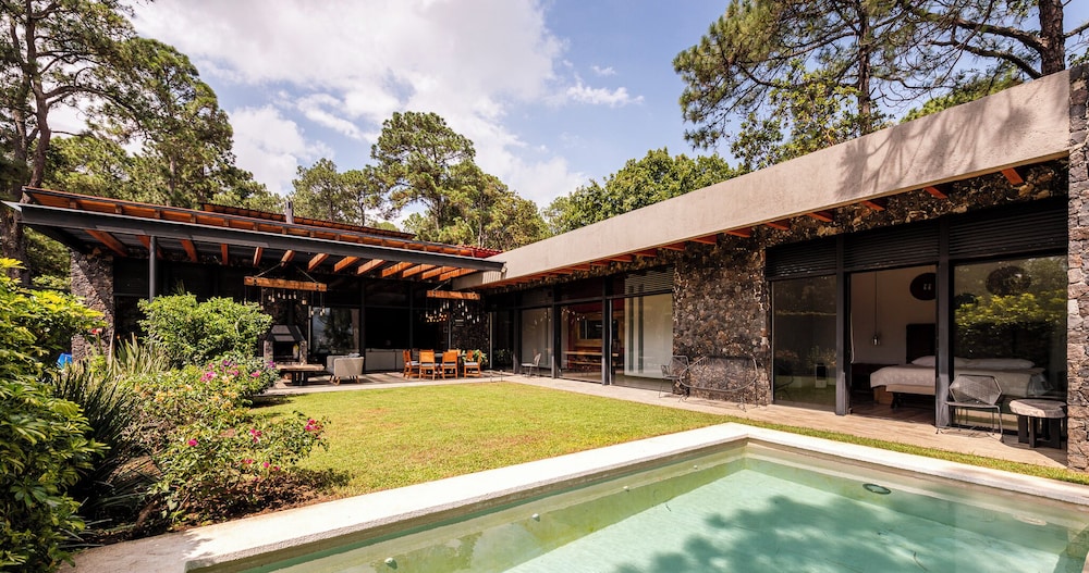 Pedacito de Lago - Lakeview Home