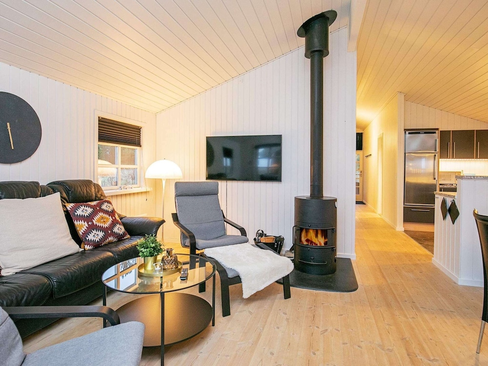 6 Person Holiday Home in Lokken-by Traum view 4