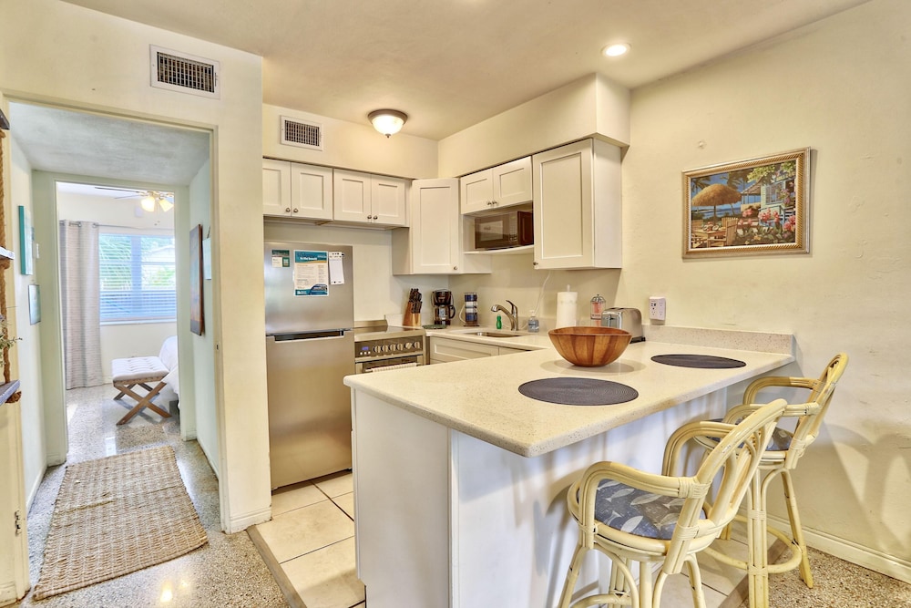 Beach Quarters #3