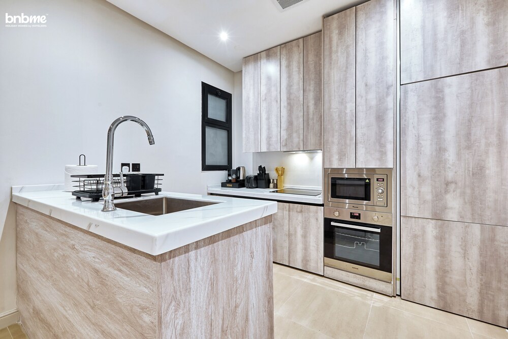 bnbmehomes- Cozy Suite in Al Mursalat-C2