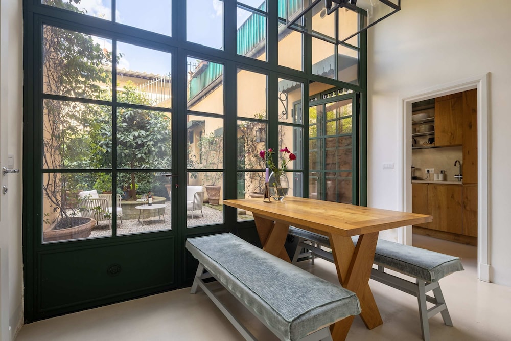 w Amazing 2BR in Centric in Florencia