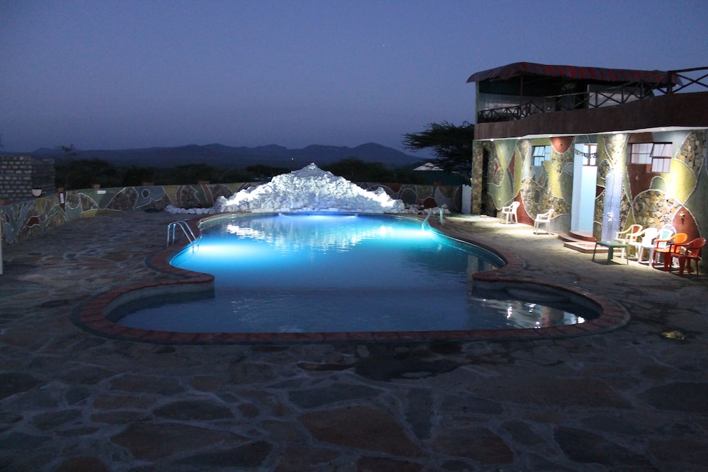 Lobby & Reception