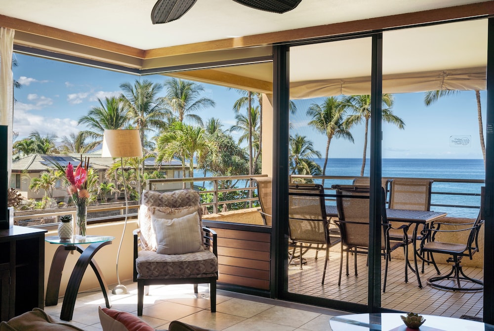 Polo Beach Club Vacation Rentals - APlus Resorts