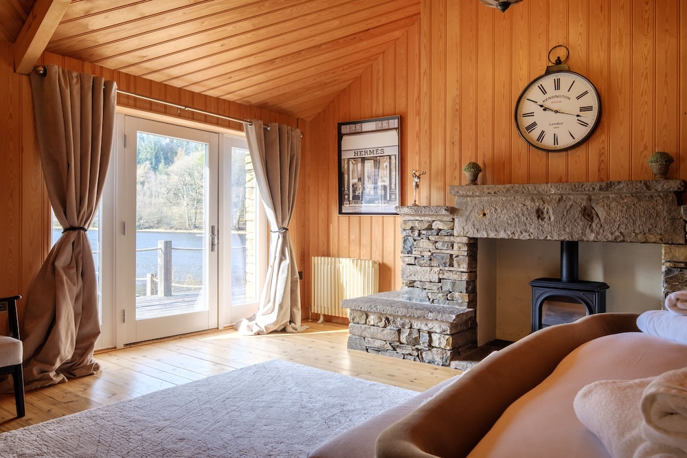 Lilymere Boat House