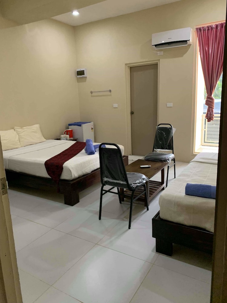 Bay View Barbers Lodge - view 3