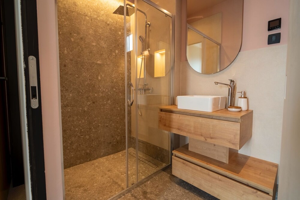 Boutique Hotel B-Five Lux Rooms